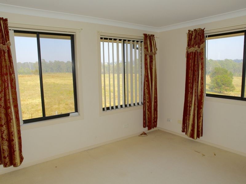 61 Lycett Avenue, West Hoxton NSW 2171