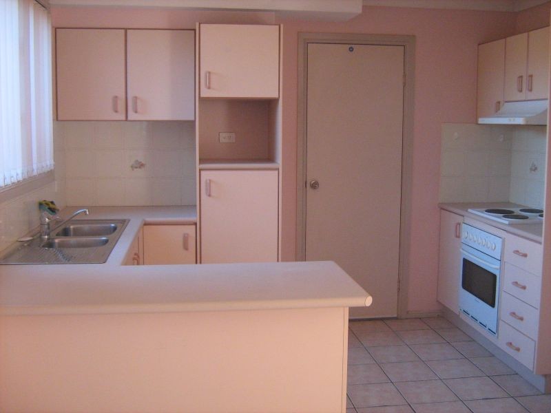 2/2 Calabro Ave, Liverpool NSW 2170