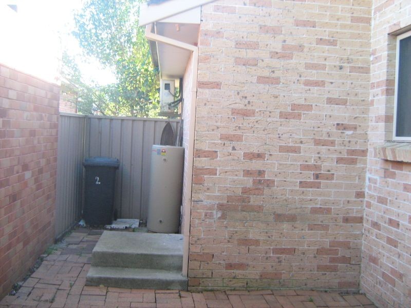 2/2 Calabro Ave, Liverpool NSW 2170