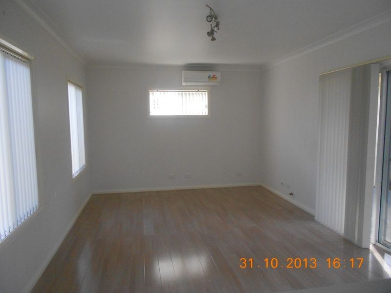 18A Rosehill Close, Casula NSW 2170