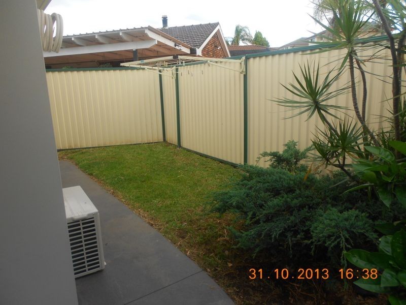 18A Rosehill Close, Casula NSW 2170