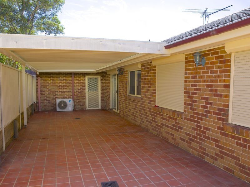18 Sidney Place, Casula NSW 2170