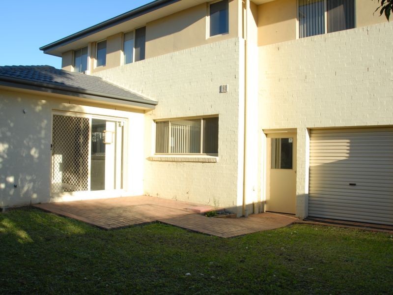 50 Roth Street, Casula NSW 2170