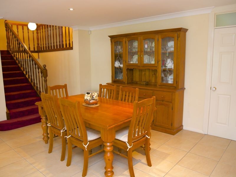 3 Sidney Place, Casula NSW 2170