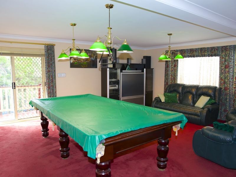 3 Sidney Place, Casula NSW 2170