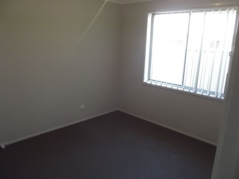 16 Gibson Rd, Oran Park NSW 2570