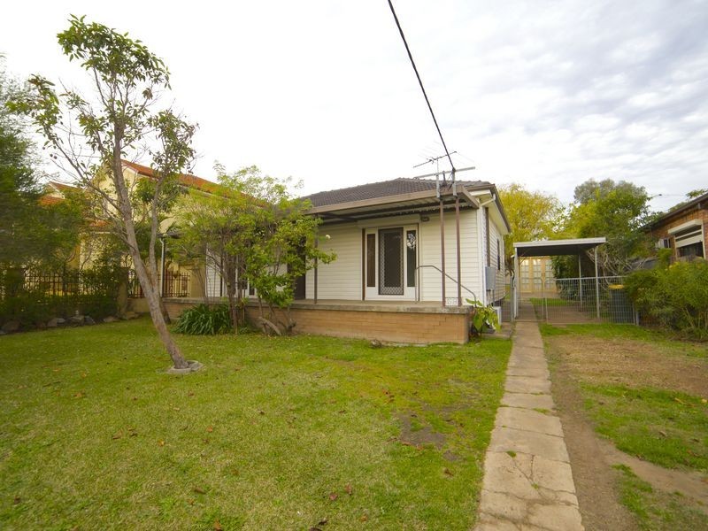 58 Ashcroft Avenue, Casula NSW 2170