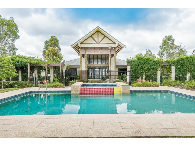 20 Northampton Drive, Glenfield NSW 2167