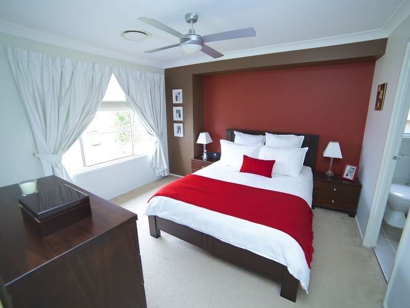 6 Boddingtons Road, Glenfield NSW 2167