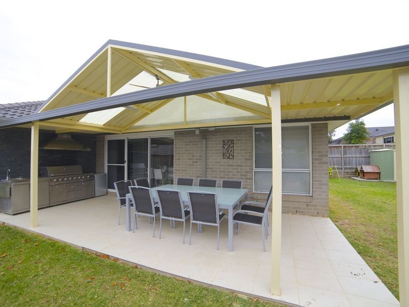 6 Boddingtons Road, Glenfield NSW 2167