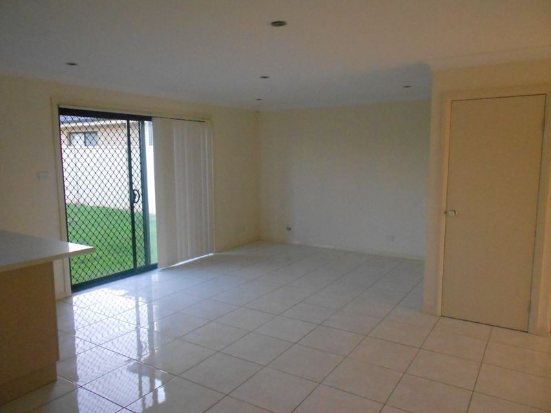 167 Pacific Palms Cct, Hoxton Park NSW 2171