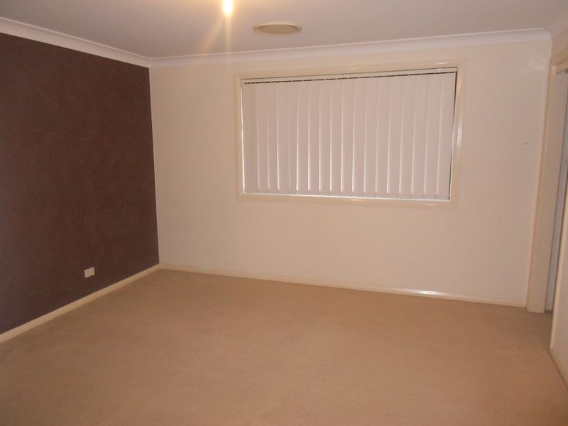 167 Pacific Palms Cct, Hoxton Park NSW 2171