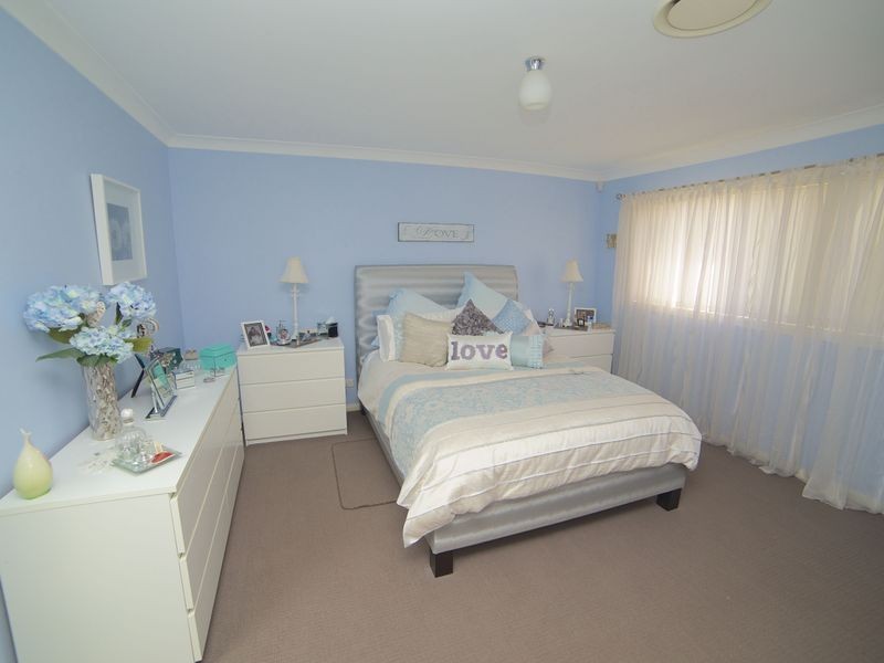 West Hoxton NSW 2171