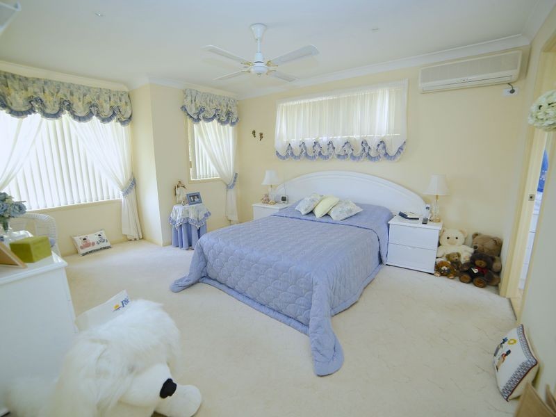 5 Taubman Drive, Horningsea Park NSW 2171