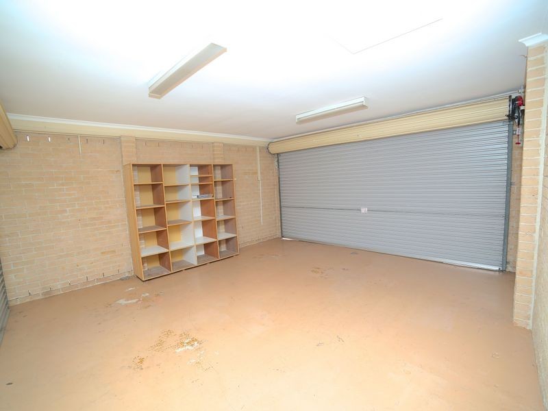 4 Rosewood Ave, Prestons NSW 2170