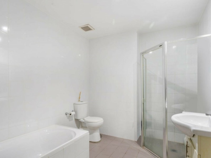 38/10-16 Castlereagh Street, Liverpool NSW 2170