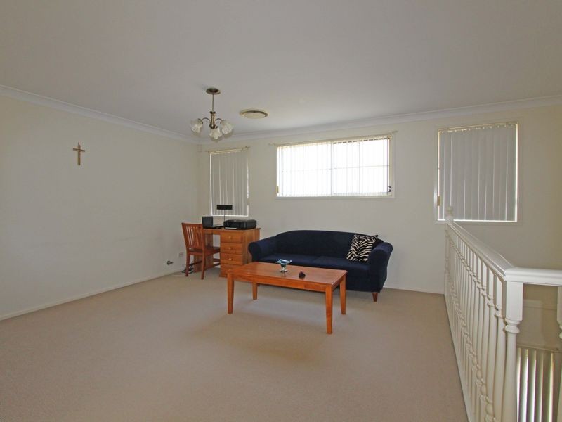 1 Vlatko Drive, West Hoxton NSW 2171