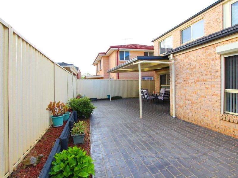 1 Vlatko Drive, West Hoxton NSW 2171