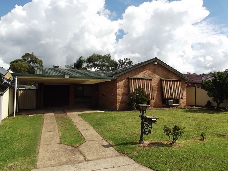 32 Ryder Rd, Greenfield Park NSW 2176