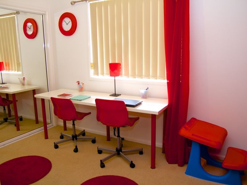 10 Applegum Place, Prestons NSW 2170