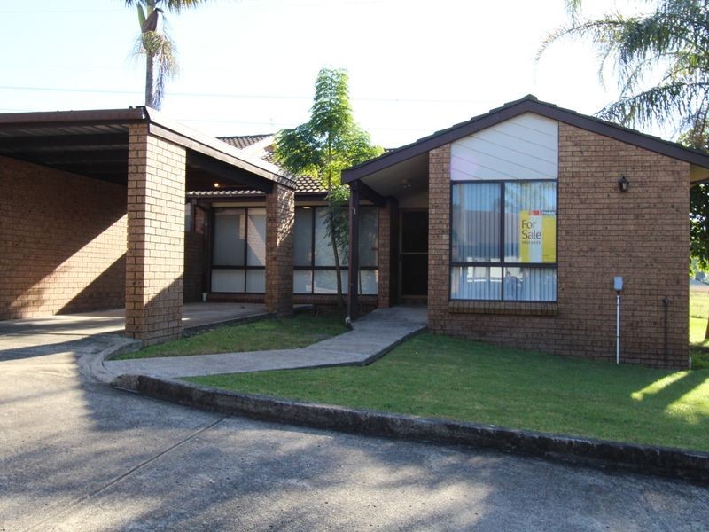 25 Goodenough Street, Glenfield NSW 2167