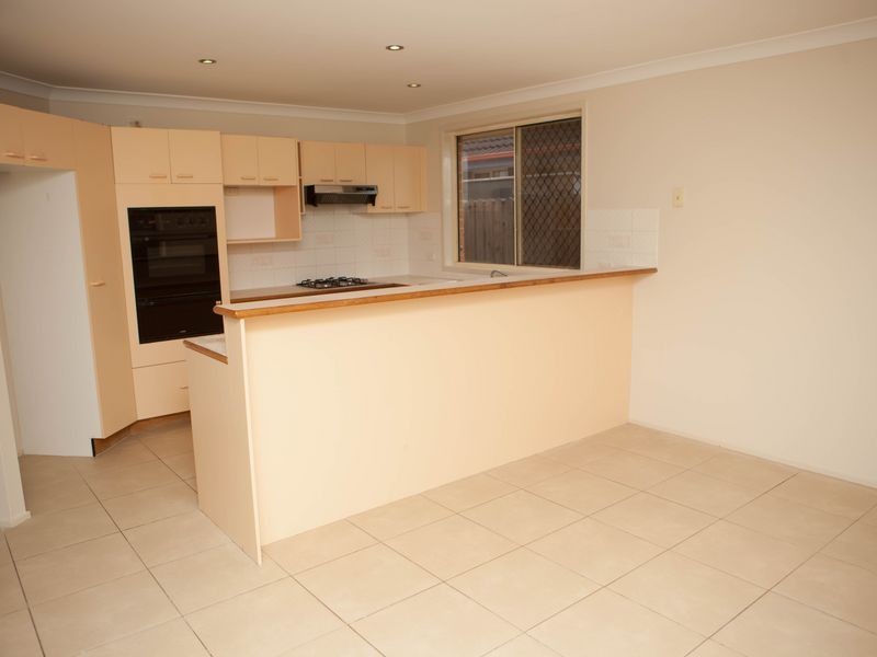 19 Morton Court, Wattle Grove NSW 2173