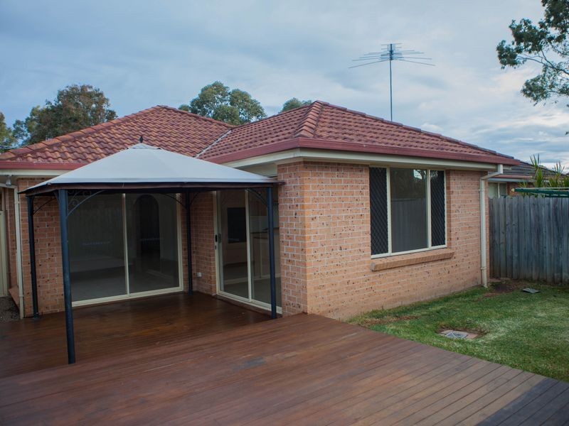 19 Morton Court, Wattle Grove NSW 2173