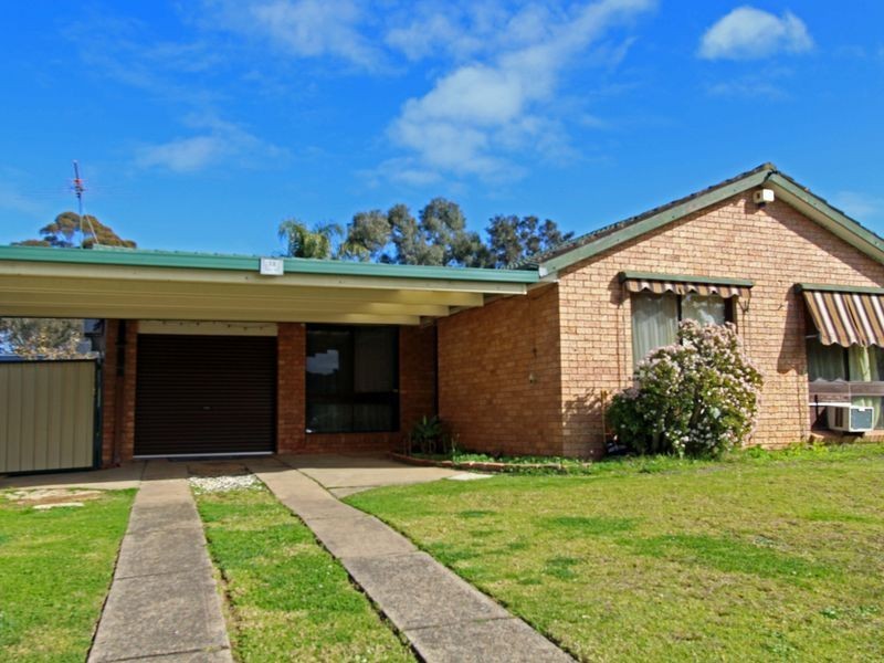 32 Ryder Road, Greenfield Park NSW 2176