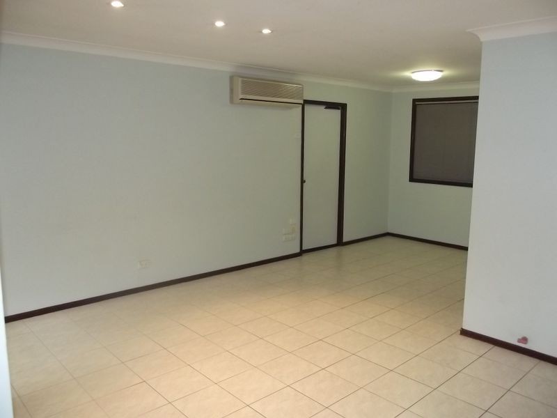 32 Ryder Road, Greenfield Park NSW 2176