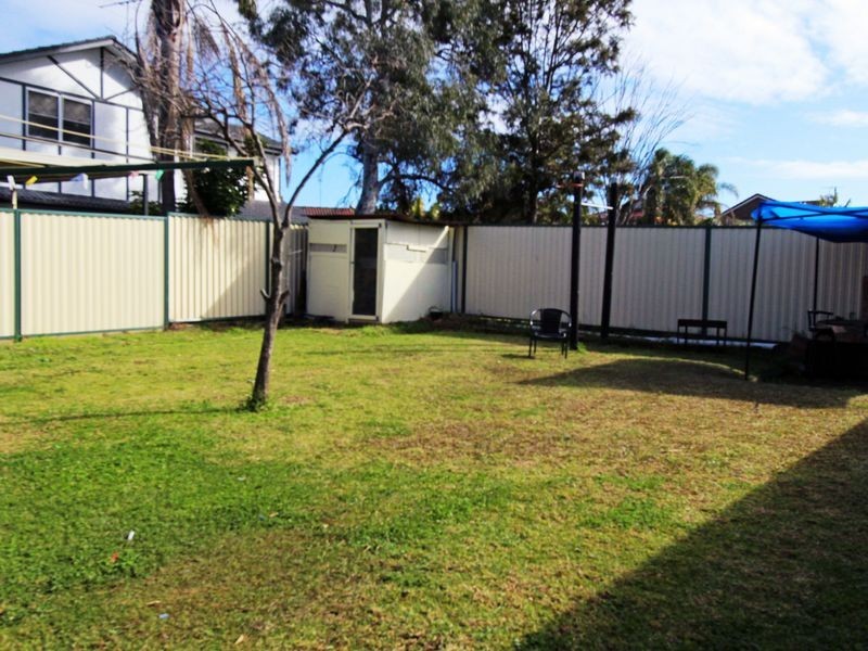 32 Ryder Road, Greenfield Park NSW 2176