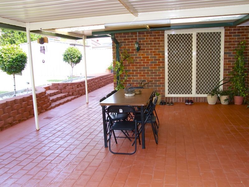 9 Ara Pl, Hinchinbrook NSW 2168