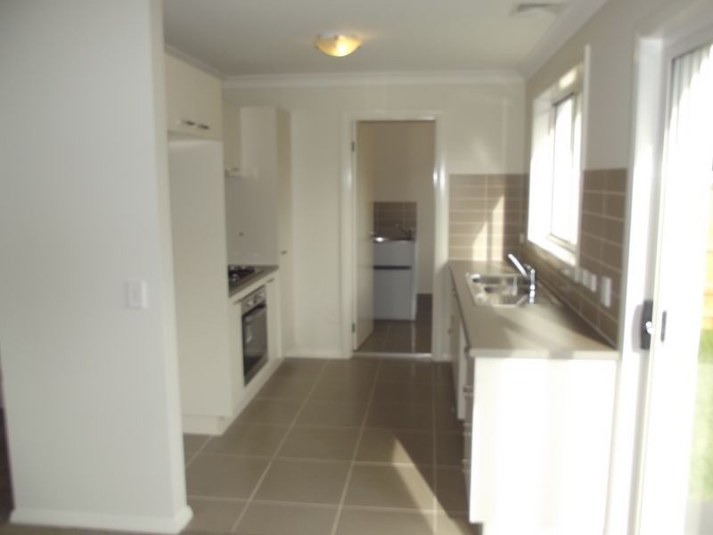 21 Brothers Lane, Glenfield NSW 2167