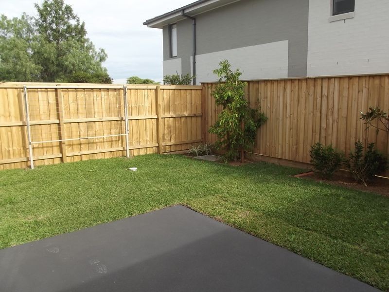 21 Brothers Lane, Glenfield NSW 2167