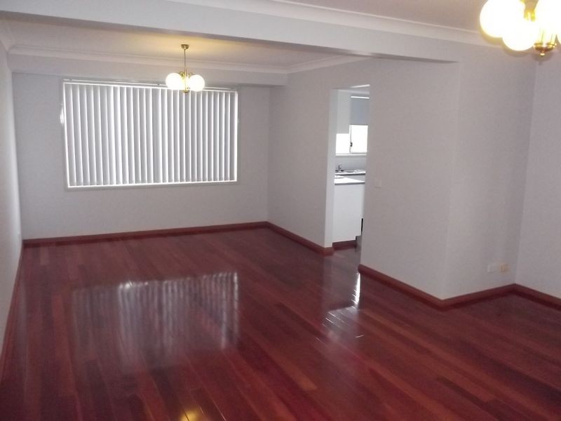 115 Kendall Drive, Casula NSW 2170