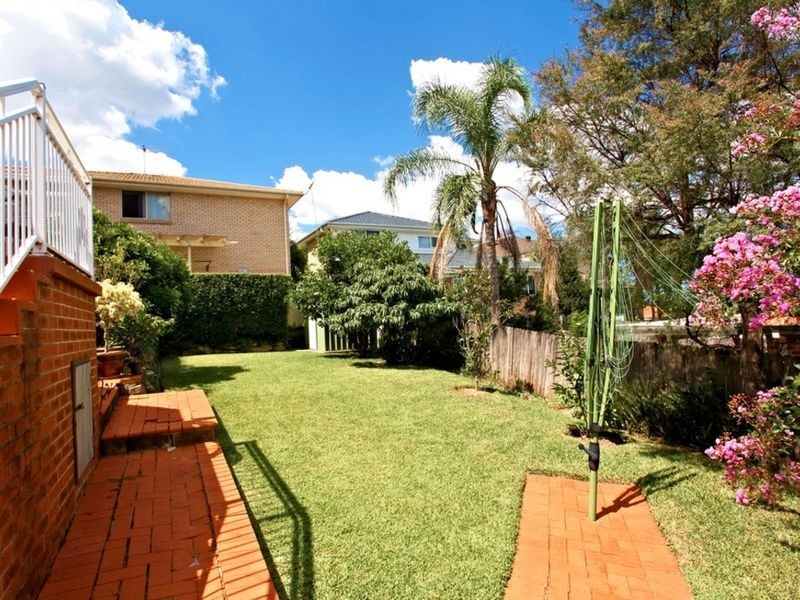 115 Kendall Drive, Casula NSW 2170