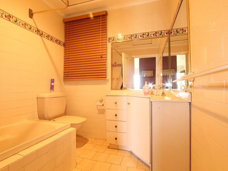 2A Blackwood Avenue, Casula NSW 2170