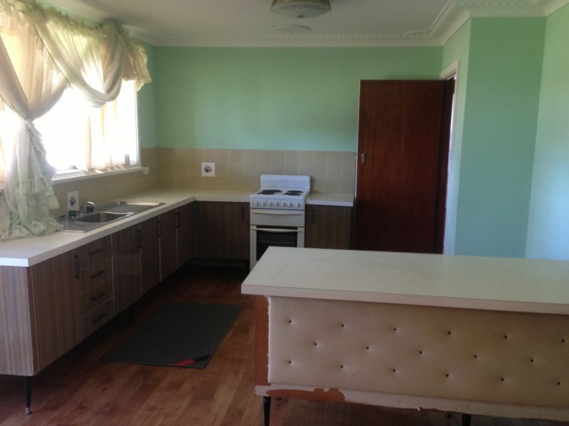 150 Croatia Ave, Edmondson Park NSW 2174