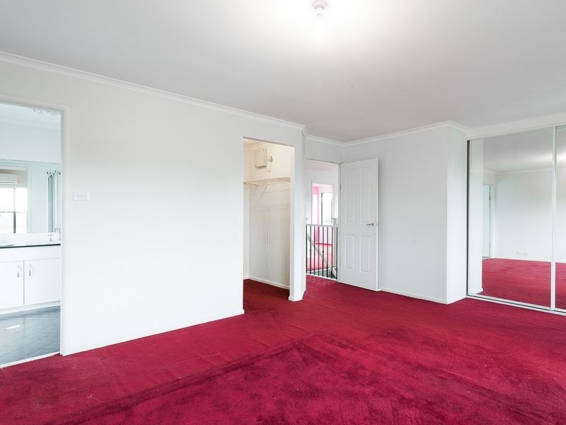 34 Tucker Road, Casula NSW 2170