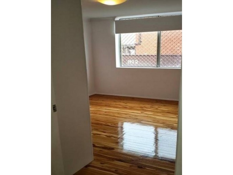 2/13 Drummond Street, Warwick Farm NSW 2170