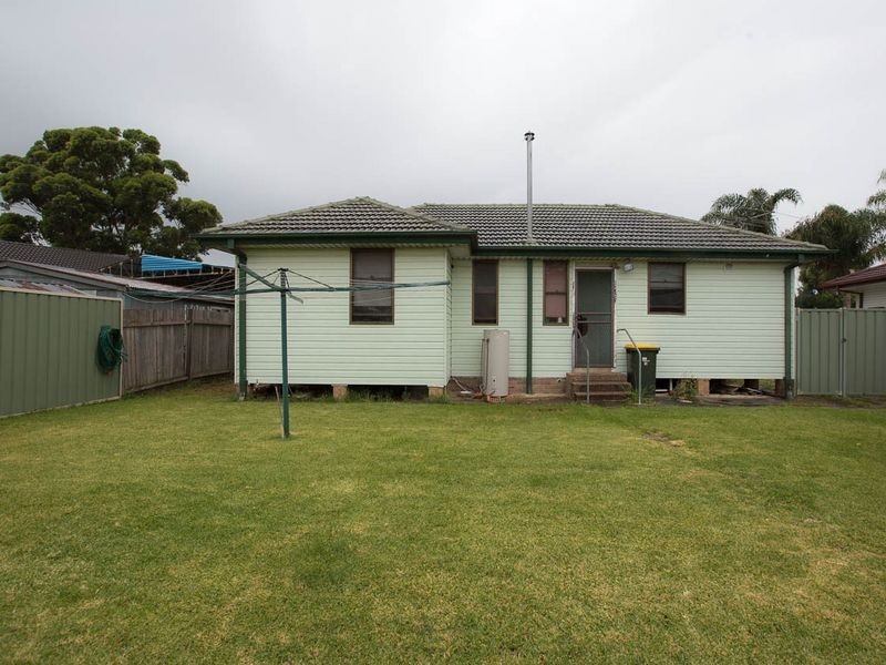 3 Hilda Ave, Casula NSW 2170