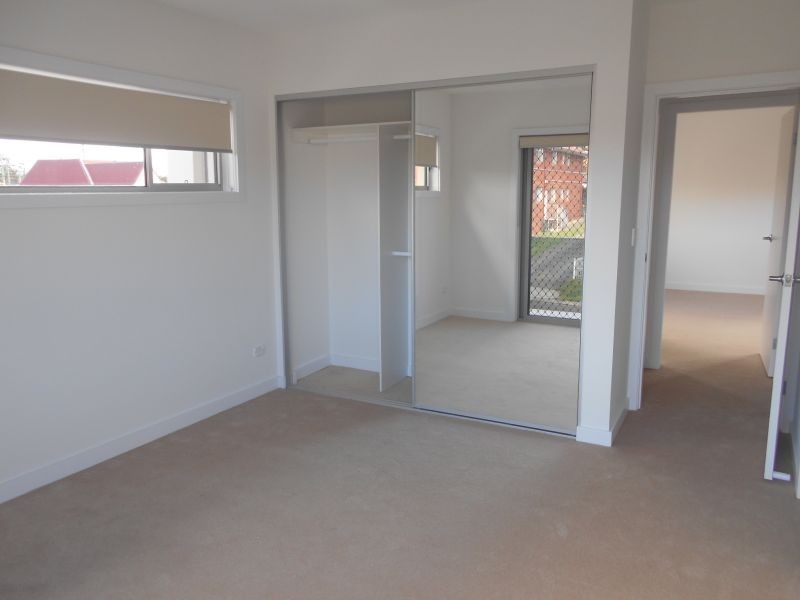 49 Rowe Ave, Lurnea NSW 2170