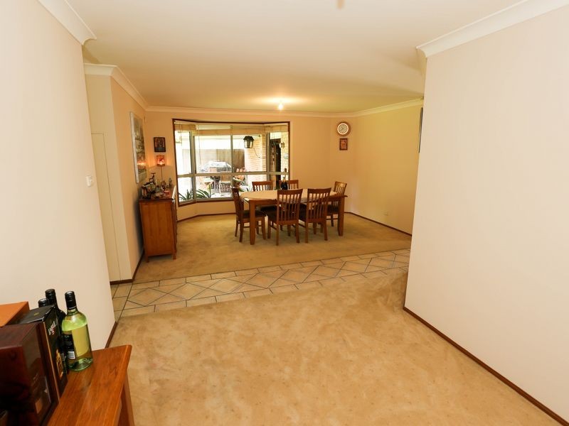 16 Bungonia St, Prestons NSW 2170