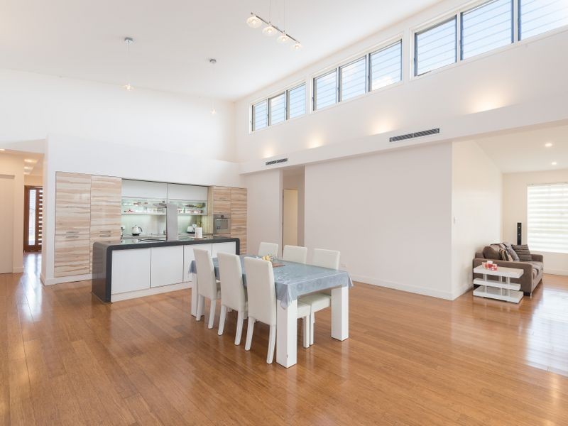 6 Duffy Avenue, Gregory Hills NSW 2557