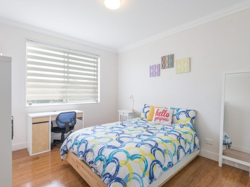 6 Duffy Avenue, Gregory Hills NSW 2557