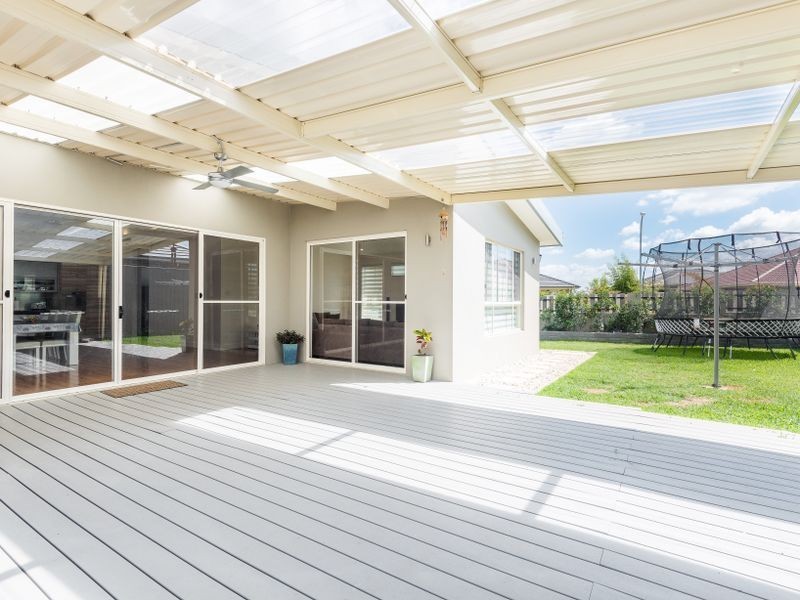 6 Duffy Avenue, Gregory Hills NSW 2557