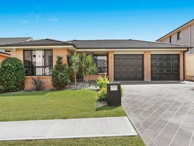 38 Flame Tree St, Casula NSW 2170