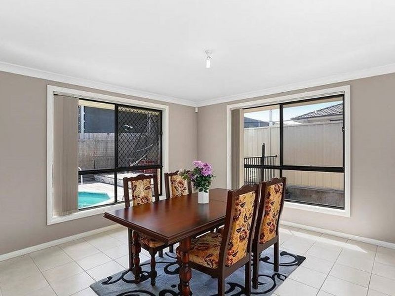 38 Flame Tree St, Casula NSW 2170