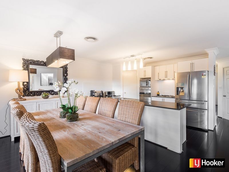 16 Magento Place, Prestons NSW 2170