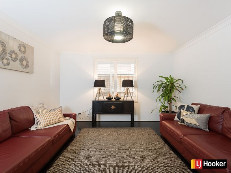 16 Magento Place, Prestons NSW 2170