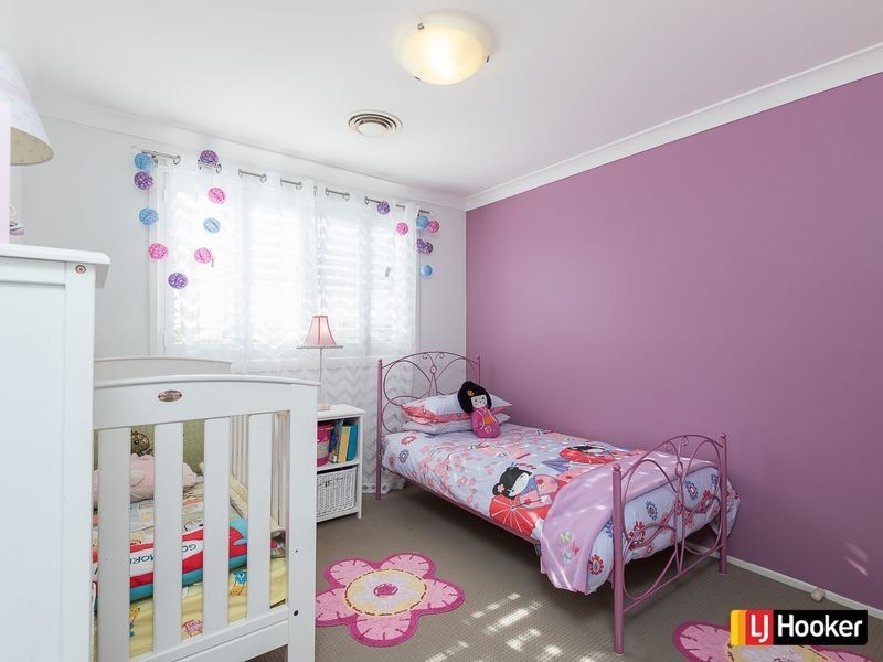 16 Magento Place, Prestons NSW 2170